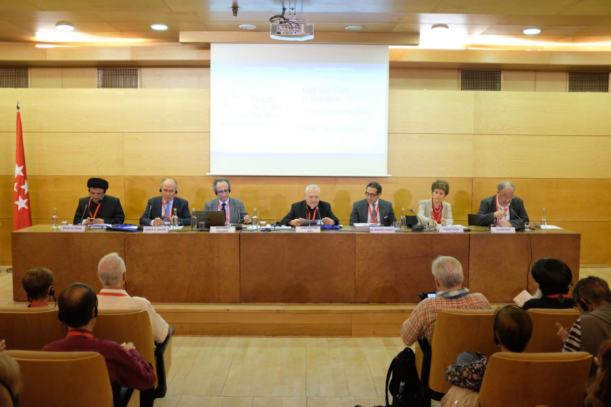 (Madrid) Panel 12 -  Oriente e Occidente in dialogo