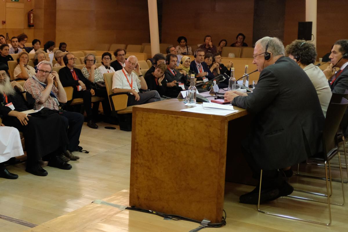 (Madrid) Panel 12 -  Oriente e Occidente in dialogo
