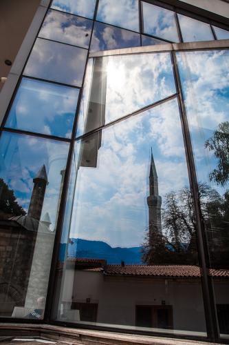 Alcune immagini di Sarajevo, dove a breve inizierà l'Incontro di religioni e culture in dialogo per la pace